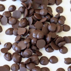 شکلات چیپسی تلخ فرمند فله